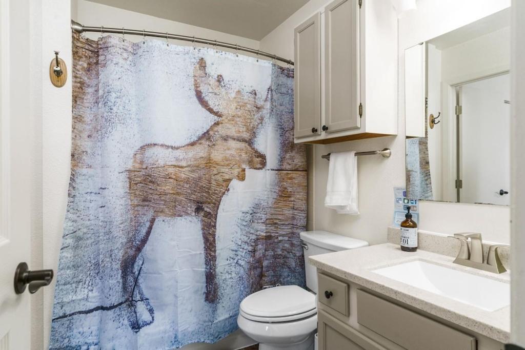 The Moose Crossing Apartment Anchorage Exterior foto